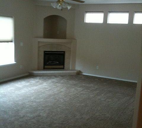 4th image of 127 Rosemary St