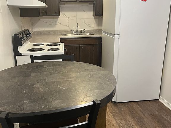 5th image of 301 N 41st St #4