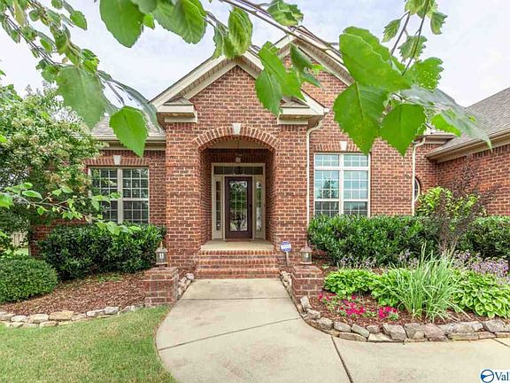 2nd image of 7500 Wood Trail Dr