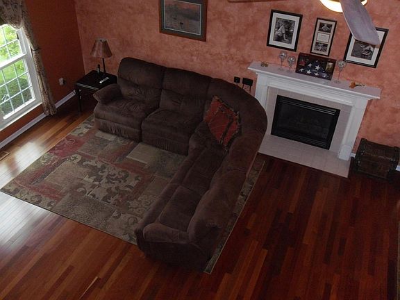 3rd image of 1108 Wild Flower Ln