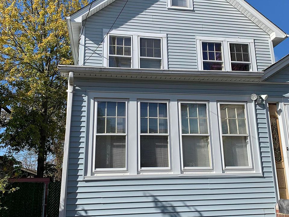 1st image of 138 Kreischer St