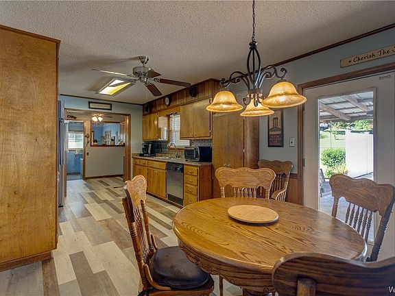4th image of 192 Browns Cir