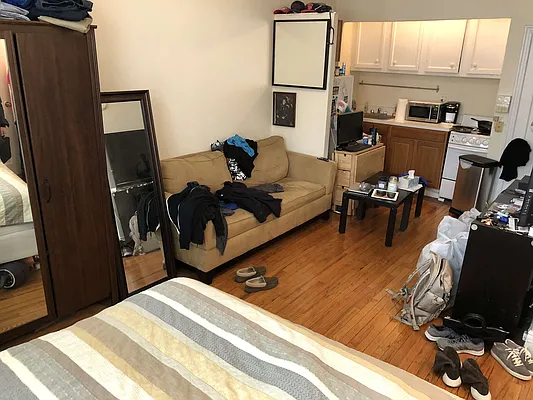 Rented by ZealEstate Group Inc | media 10