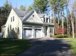 8 Hemlock Ln, Kennebunk, ME 04043