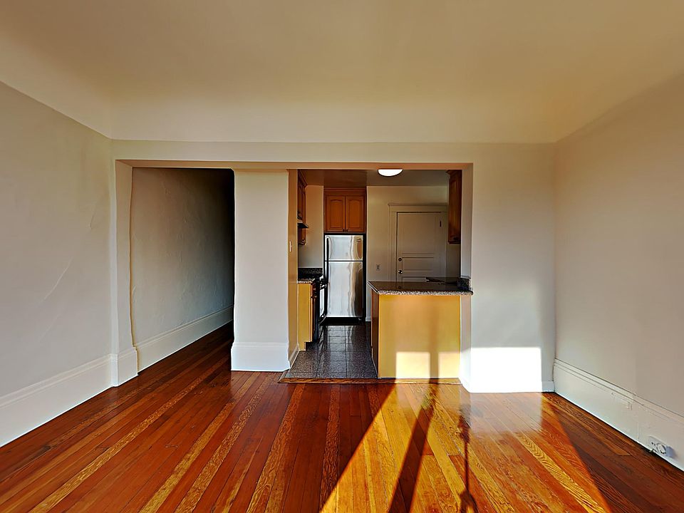 1st image of 1045 Broadway St #1053A
