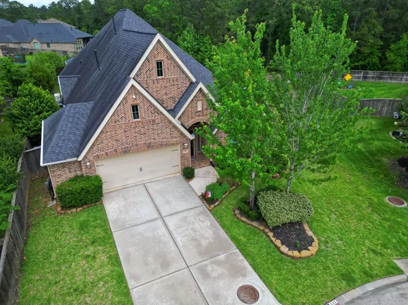 335 Fox Trail Rd, Montgomery, TX 77316