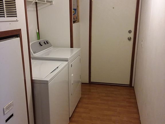 Spacious laundry