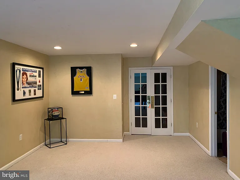 17090 Anns Brook Ct — Photo 16
