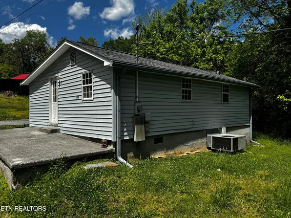 409 Jarnigan St, Clinton, TN 37716