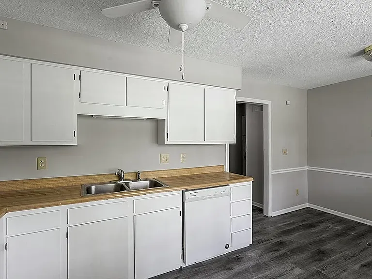 7 Jadewood Ct #A — Photo 15