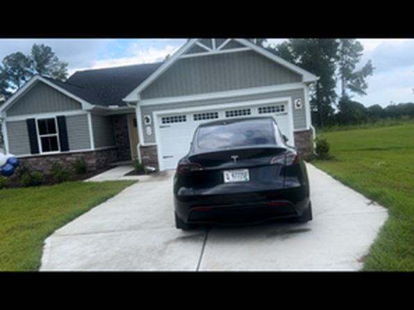 36 Deerfield Ln