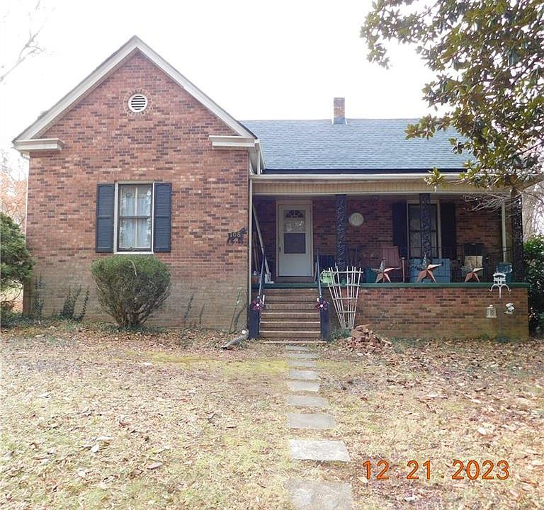 1st image of 108 Hanna St