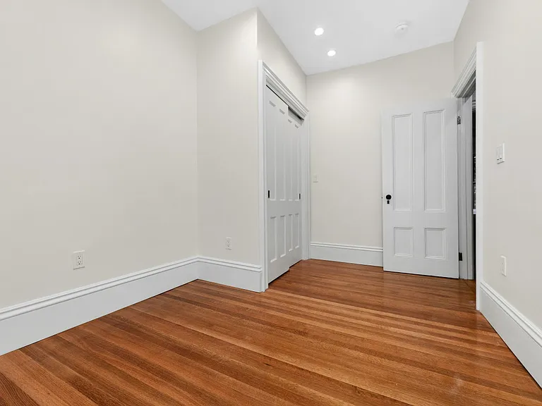 13 S Russell St #2 — Photo 7