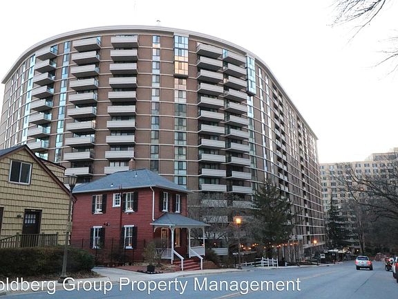 3rd image of 4620 N Park Ave APT 1011E