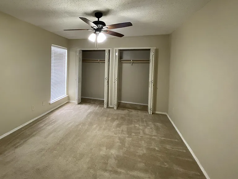 5520 Lewis Ct E — Photo 10