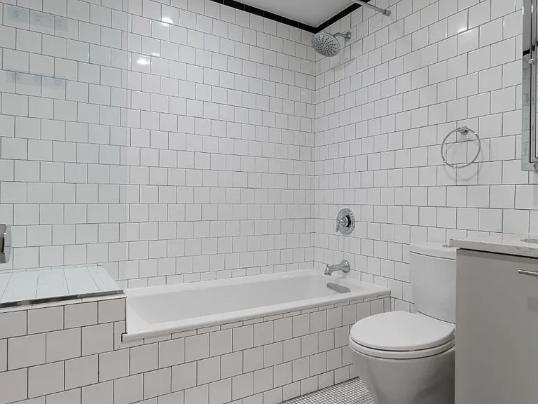 47 Clinton St #6 — Photo 7