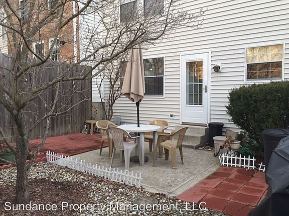 2nd image of 10903 Barrington Ct
