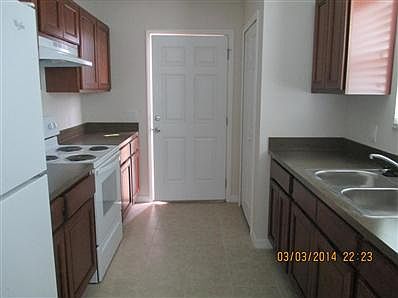 2nd image of 1006 Queen St