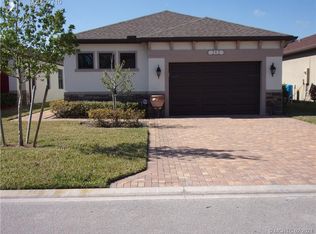 212 SE Via Visconti, Port Saint Lucie, FL 34952