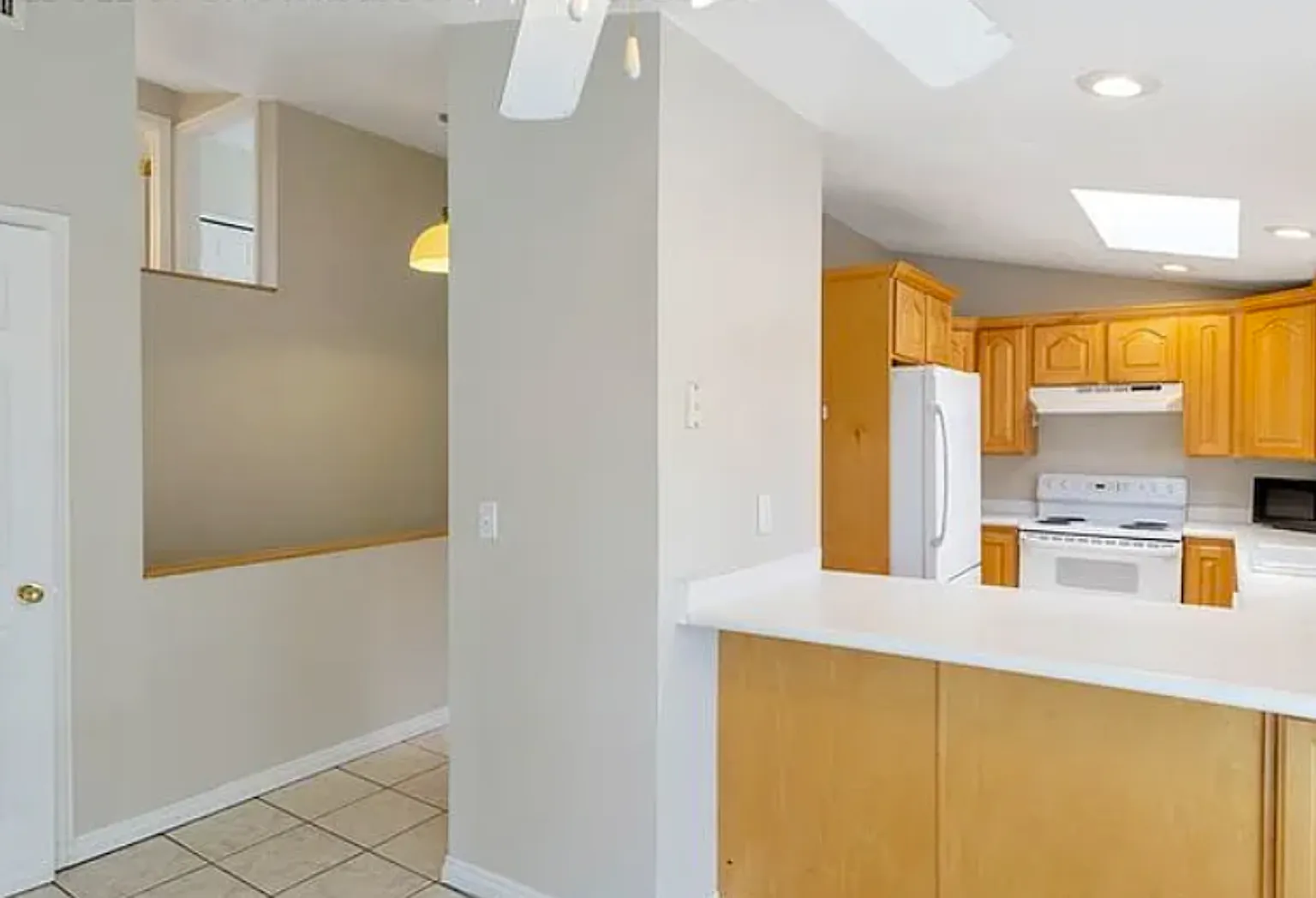 848 W 4050 S Duplex — Photo 4