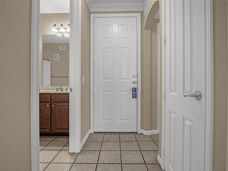 7575 Kirby Dr #3202 — Photo 6