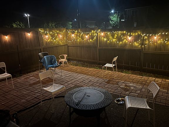 Bricked yard "good for parities"