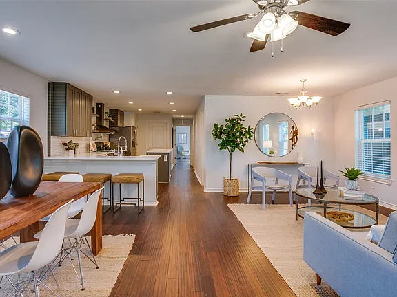 Oak Cliff 1920s charm