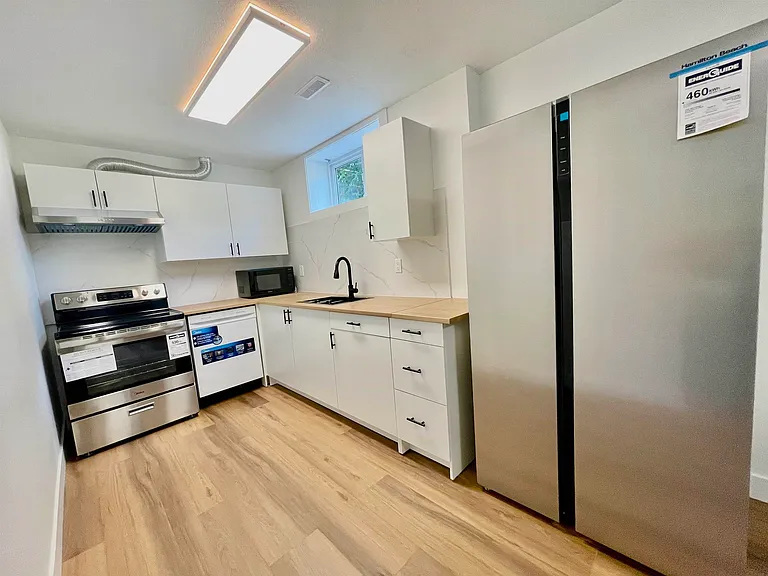 1695X 84th Ave #LOWER LEVEL — Photo 3
