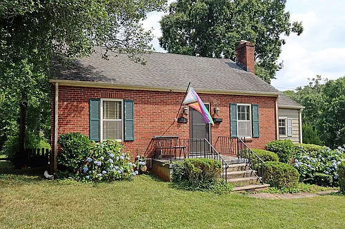 1412 Cherry Ave Photo 1