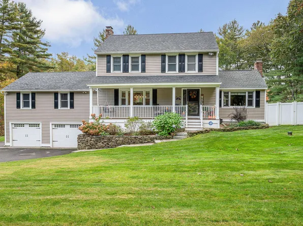 12 Winding Hollow Road, Hudson, NH 03051