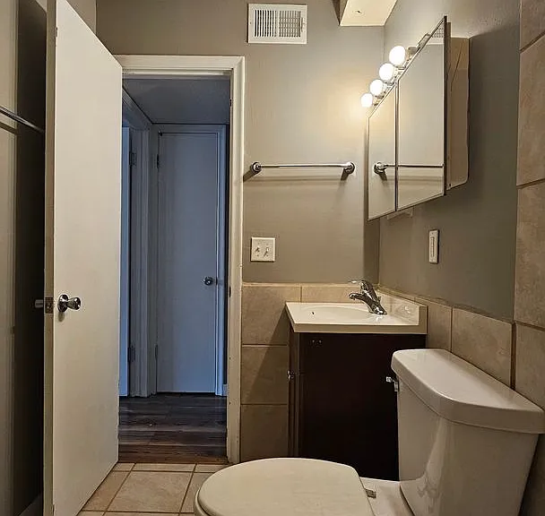 University Villas — Photo 9