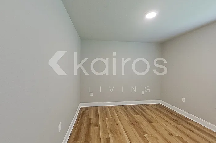 13760 Willowmore Dr — Photo 7