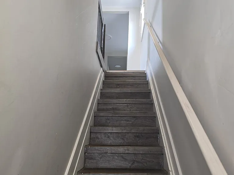 259 Montfort St #A — Photo 4