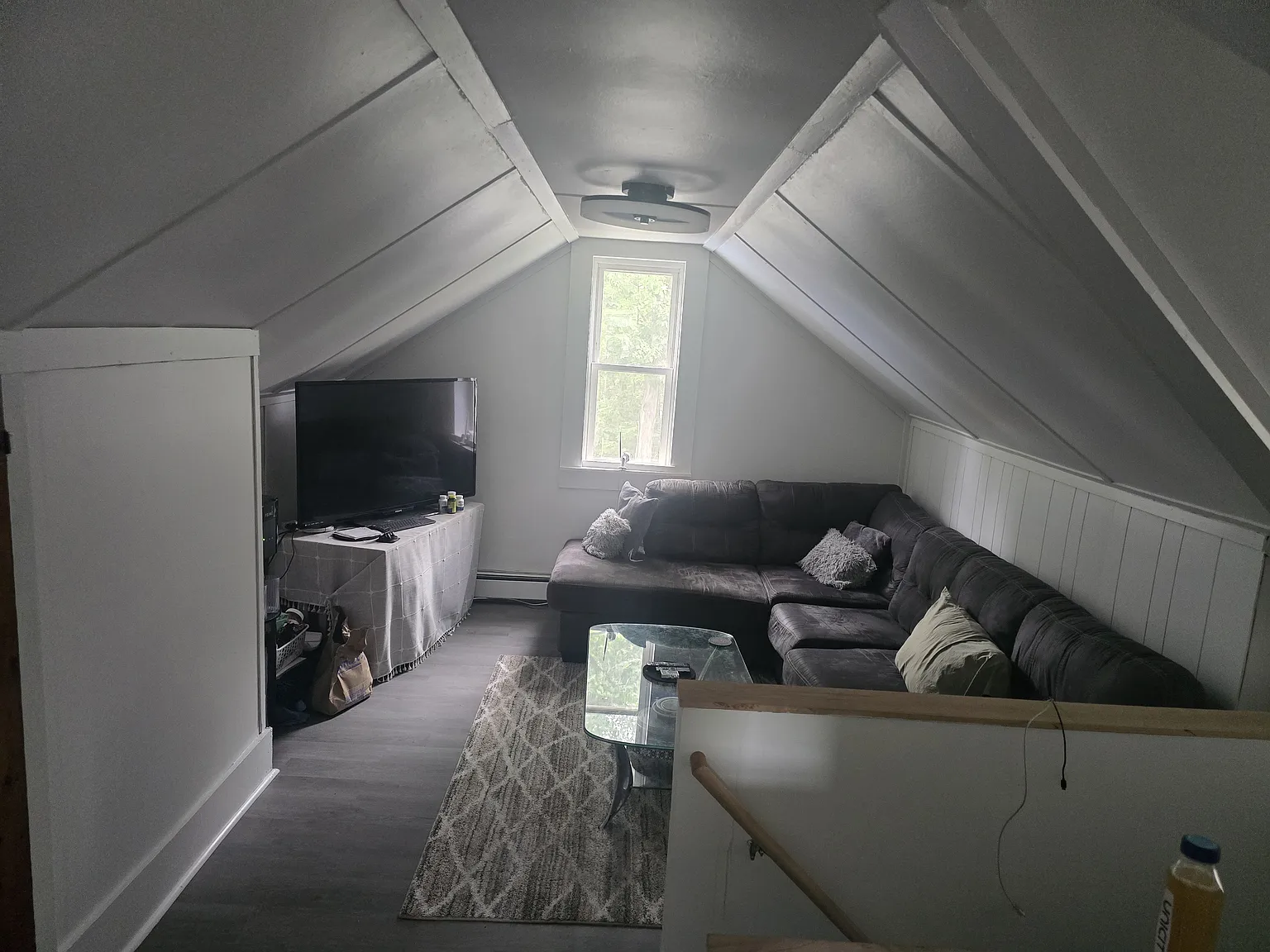 1213 Union Ave — Photo 2