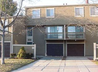 213 Crosswoods Rd, Branford, CT 06405