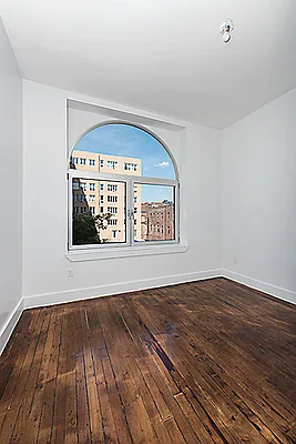 Rented by Bold New York | media 17