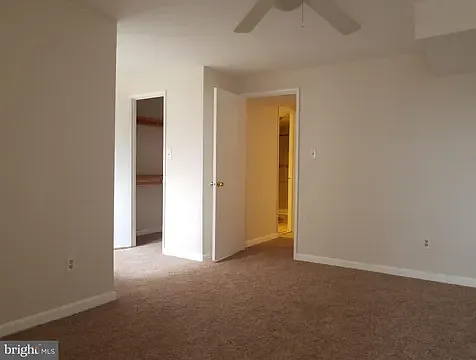 3325 Huntley Square Dr — Photo 2