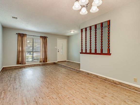 4th image of 8323 Echo Willow Dr