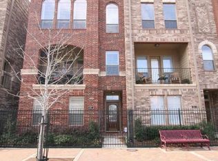 807 Farmers Market Way, Dallas, TX 75201