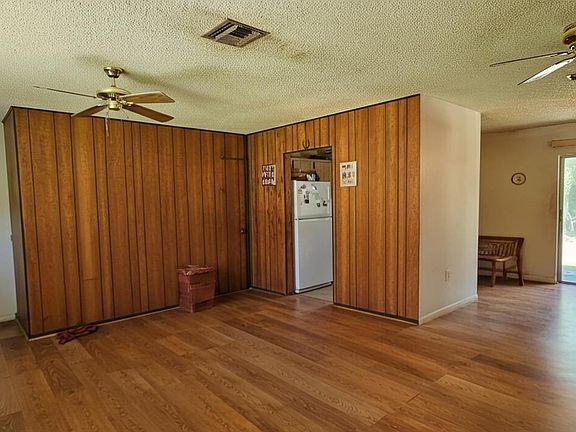5th image of 5675 Sims Road