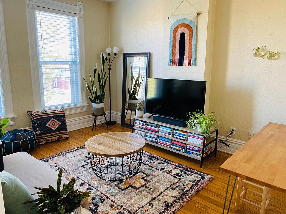 Lovely, bright living room with epic views of downtown!