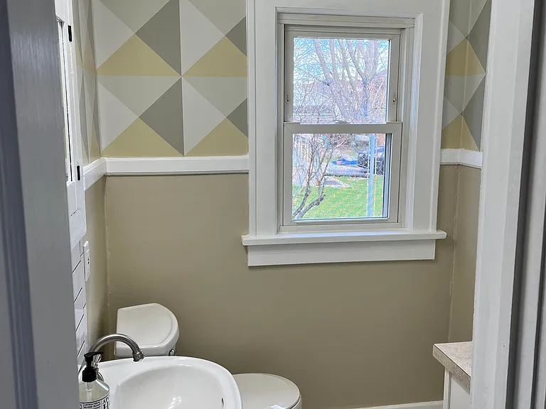109 Westwood Ave — Photo 10