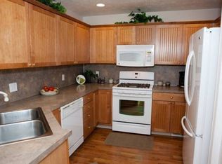 5180 Candlewood Ct, Coopersville, MI 49404