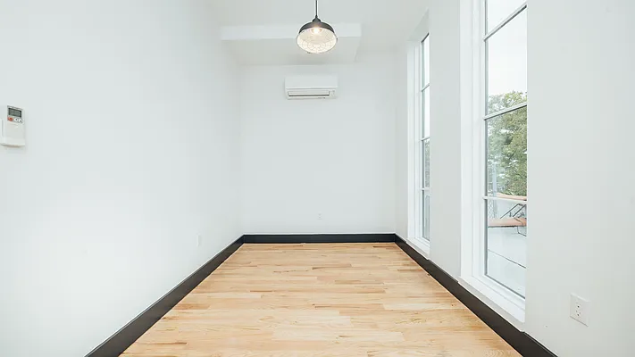 Rented by Nooklyn NYC LLC | media 57