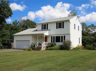 90 Hog Hill Rd, East Hampton, CT 06424