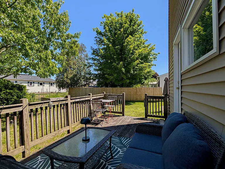 57 Clover Ln #1 — Photo 20