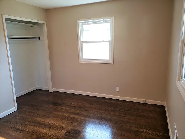 5107 Sheila Dr — Photo 13