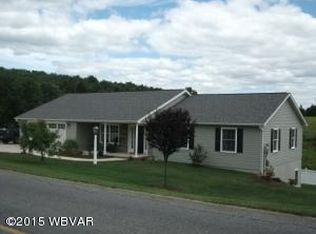 10 Hoover Rd, Williamsport, PA 17701