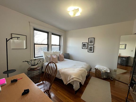 5th image of 23 Egremont Rd APT 5