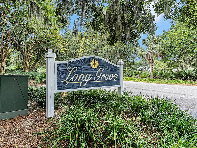 Long Grove condominium community